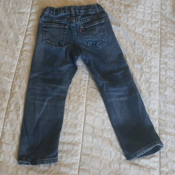 5 pair of 3T Jeans - Picture 4 of 13